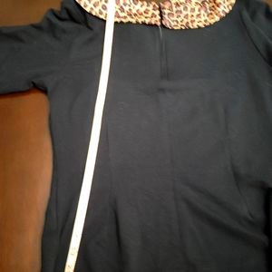 Black elbow sleeve top